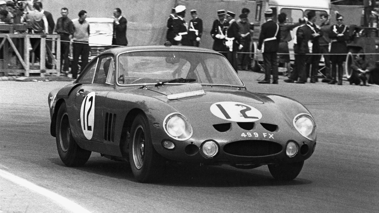 MODELART111 - 09 : Kit Ferrari 330 LMB Le Mans 1963 versions